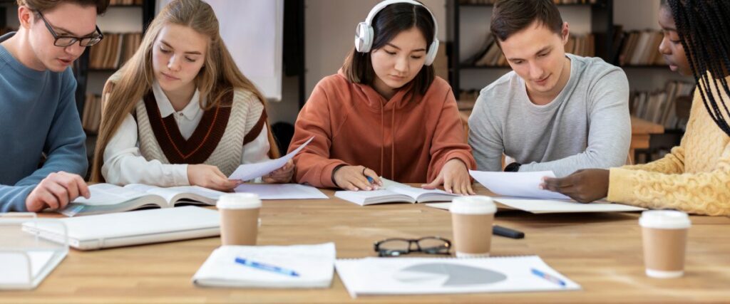 Education & Learning niche website Canada